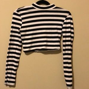 Long sleeved crop tops bundle!